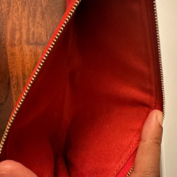 LOUIS VUITTON POCHETTE ACCESSOIRES POUCH HAND BAG IN RED - Picture 7 of 7